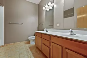 2565 Franklin Ave, Saint Paul, MN 55114 - Photo 13