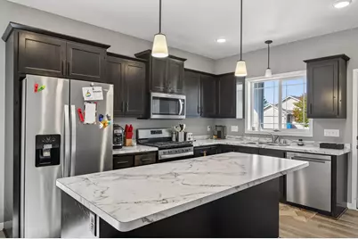 825 Golden Way NW, Isanti, MN 55040 - Photo 5