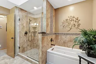 2938 Valento Ln, Little Canada, MN 55117 - Photo 9