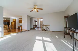 8927 W 136th St, Savage, MN 55378 - Photo 9