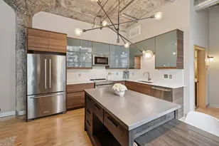 521 S 7th St, Minneapolis, MN 55415 - Photo 9