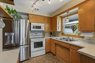 1297 Hall Ave, West Saint Paul, MN 55118 - Photo 7