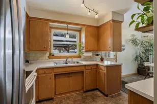 1297 Hall Ave, West Saint Paul, MN 55118 - Photo 9