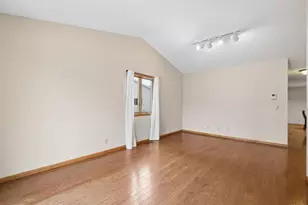 1953 Eastridge Ct, Stillwater, MN 55082 - Photo 9