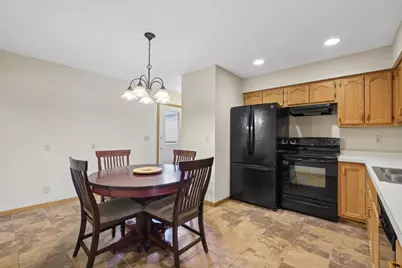 1953 Eastridge Court, Stillwater, MN 55082 - Photo 5