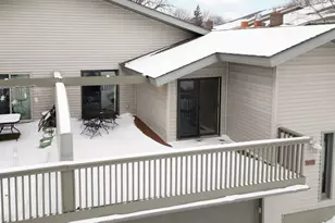 9775 Dorset Ln, Eden Prairie, MN 55347 - Photo 21