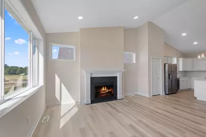 1214 Compton Avenue, River Falls, WI 54022 - Photo 15