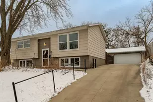 3810 1st Pl NW, Rochester, MN 55901 - Photo 1