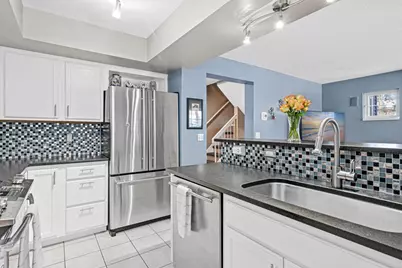 15605 24th Avenue N #D, Plymouth, MN 55447 - Photo 3