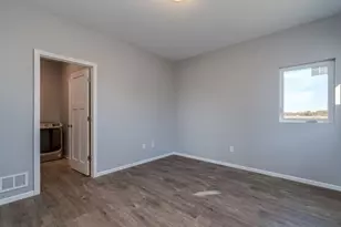 3201 & 3203 Noble Dr, Mankato, MN 56001 - Photo 17