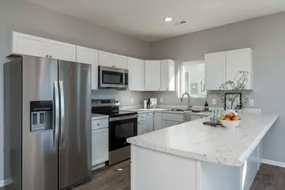 3201 & 3203 Noble Drive, Mankato, MN 56001 - Photo 7