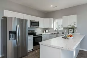 3201 & 3203 Noble Dr, Mankato, MN 56001 - Photo 7