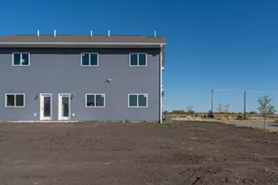 3121 Noble Dr, Mankato, MN 56001 - Photo 27