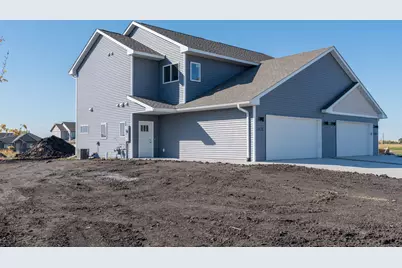 3121 Noble Drive, Mankato, MN 56001 - Photo 1