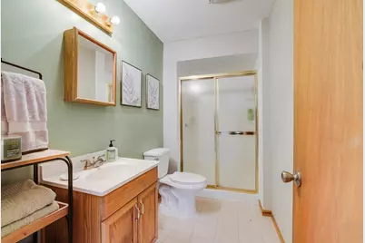 224 Hickory Lane E, Shakopee, MN 55379 - Photo 31