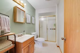 224 Hickory Ln E, Shakopee, MN 55379 - Photo 31