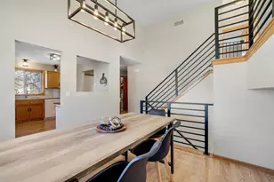 224 Hickory Ln E, Shakopee, MN 55379 - Photo 9