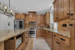 4672 Walnut St, Medina, MN 55359 - Photo 11