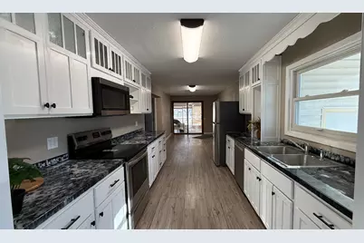 1608 N 5th Street, Montevideo, MN 56265 - Photo 9