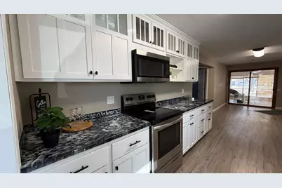 1608 N 5th Street, Montevideo, MN 56265 - Photo 5