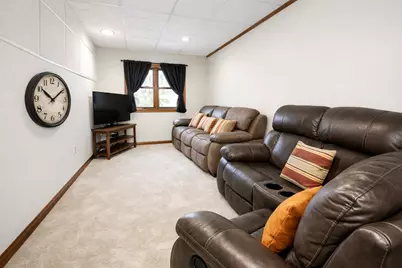 301 Aster Drive, Northfield, MN 55057 - Photo 9