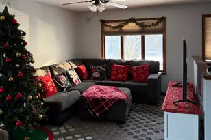 301 Aster Dr, Northfield, MN 55057 - Photo 1