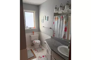 301 Aster Dr, Northfield, MN 55057 - Photo 9