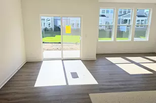 4745 Airlake Dr, Woodbury, MN 55129 - Photo 3