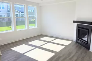 4745 Airlake Dr, Woodbury, MN 55129 - Photo 3