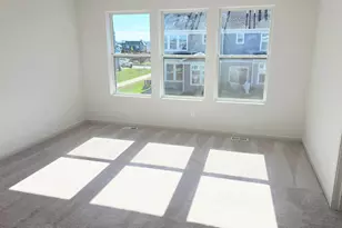 4745 Airlake Dr, Woodbury, MN 55129 - Photo 5