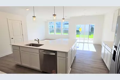 4747 Airlake Drive, Woodbury, MN 55129 - Photo 5