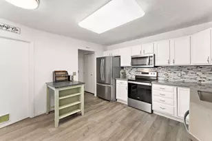 3840 Martin Ct, Hastings, MN 55033 - Photo 5