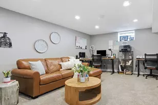 6430 Perry Ave N, Brooklyn Center, MN 55429 - Photo 15