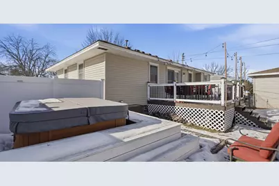 6430 Perry Avenue N, Brooklyn Center, MN 55429 - Photo 21