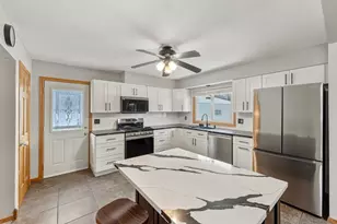 3330 68th Ct E, Inver Grove Heights, MN 55076 - Photo 5