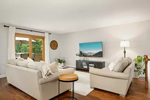 8135 Rhode Island Cir, Bloomington, MN 55438 - Photo 3