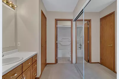 2208 10th Avenue SE, Willmar, MN 56201 - Photo 11