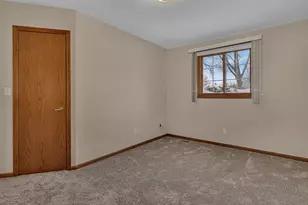 2208 10th Ave SE, Willmar, MN 56201 - Photo 17