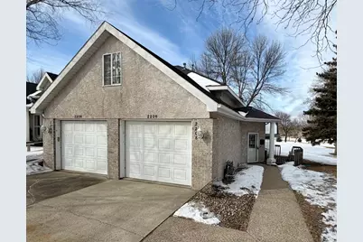 2208 10th Avenue SE, Willmar, MN 56201 - Photo 1