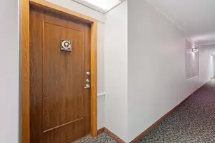 10521 Cedar Lake Rd, Minnetonka, MN 55305 - Photo 43