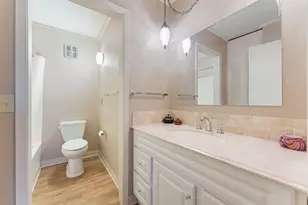 10521 Cedar Lake Rd, Minnetonka, MN 55305 - Photo 27