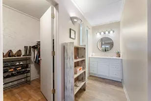 10521 Cedar Lake Rd, Minnetonka, MN 55305 - Photo 23