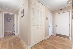 10521 Cedar Lake Rd, Minnetonka, MN 55305 - Photo 29