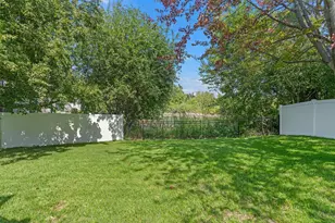 9348 Tewsbury Gate, Maple Grove, MN 55311 - Photo 3