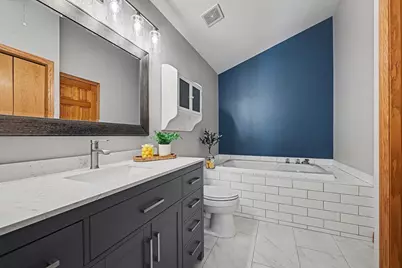 8489 Bryce Court, Inver Grove Heights, MN 55076 - Photo 17