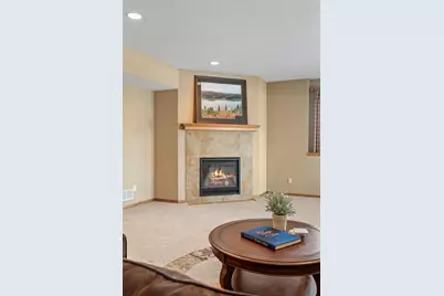 2187 Tower Alcove, Woodbury, MN 55125 - Photo 39