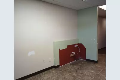 820 Howe Avenue #Suite 101, Mora, MN 55051 - Photo 17