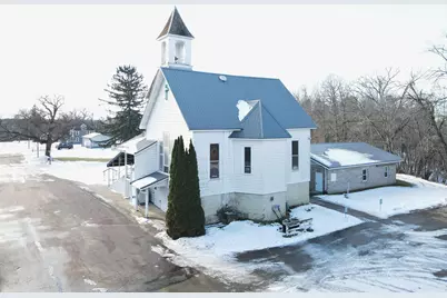 N6313 N Prescott, Arkansaw, WI 54721 - Photo 3