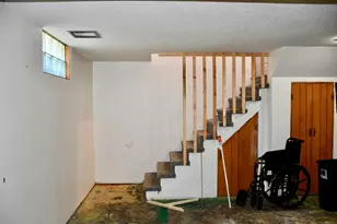 216 6th St W, Thief River Falls, MN 56701 - Photo 39