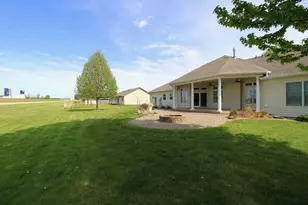 508 Vangsness St, Adams, MN 55909 - Photo 41